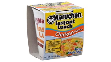 Maruchan Instant Lunch Roast Chicken Ramen Noodle Soup