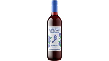 Barefoot Fruitscato Blueberry Moscato Bottle California