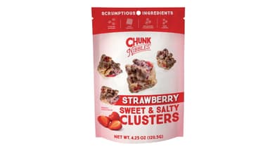 Chunk Nibbles Strawberry Clusters