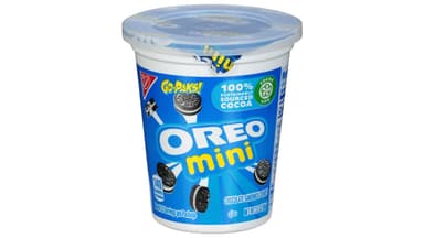 Oreo Chocolate Mini Sandwich Cookies Cup Go-Pak