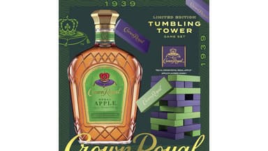 Crown Royal Fine De Luxe Blended Canadian Whisky Limited Edition Tumbling Tower Game Set