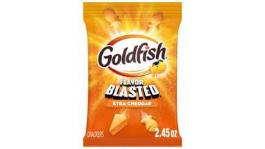 Goldfish Flavor Blasted Baked Xtra Cheddar Crackers Snack