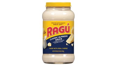 Ragu Cheesy Classic Alfredo Sauce