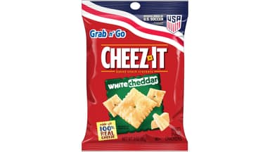 Cheez-It Baked White Cheddar Cheese Snack Crackers